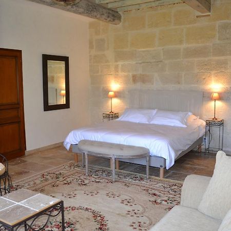 Mas Petit Prince Bed and Breakfast Arles Esterno foto