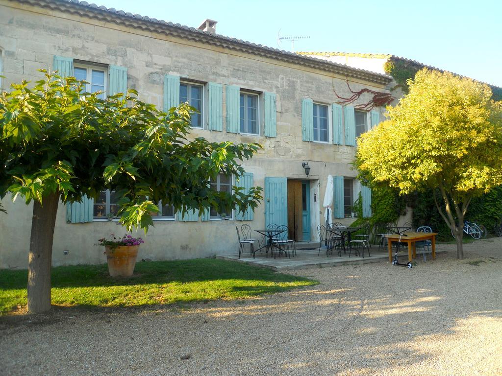 Mas Petit Prince Bed and Breakfast Arles Esterno foto