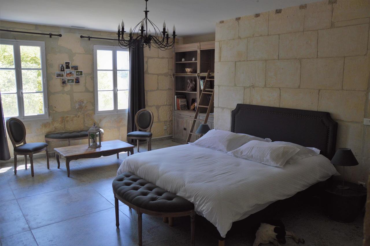 Mas Petit Prince Bed and Breakfast Arles Esterno foto