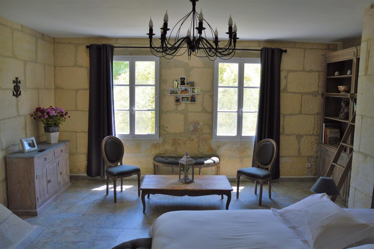 Mas Petit Prince Bed and Breakfast Arles Esterno foto