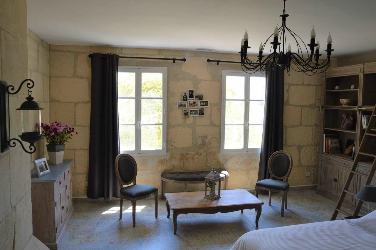 Mas Petit Prince Bed and Breakfast Arles Esterno foto